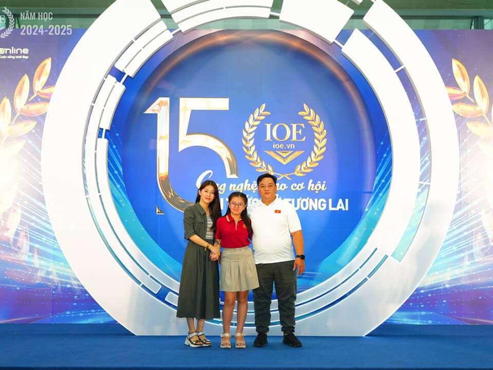 Vinh danh “Chiến binh vàng” Nguyễn Ngọc Quỳnh Lâm tại đấu trường tiếng Anh