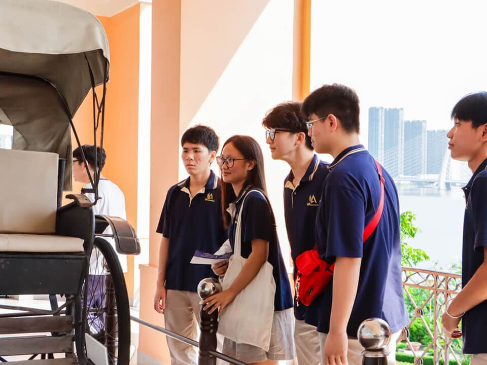 VAERS đến thăm Bến Nhà Rồng, xuôi dòng tìm hiểu lịch sử hào hùng dân tộc